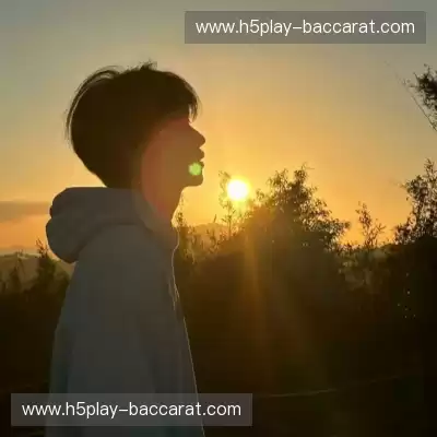郦蔚